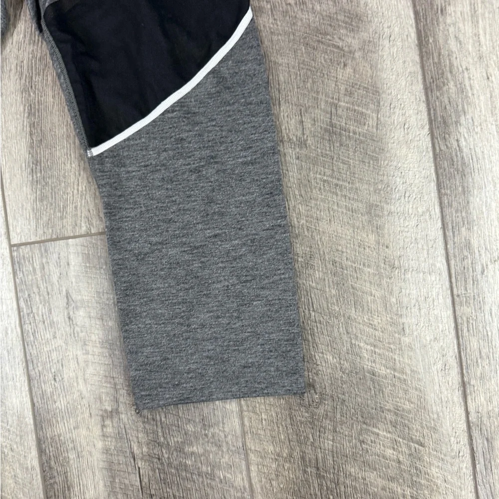 Nike grey striated